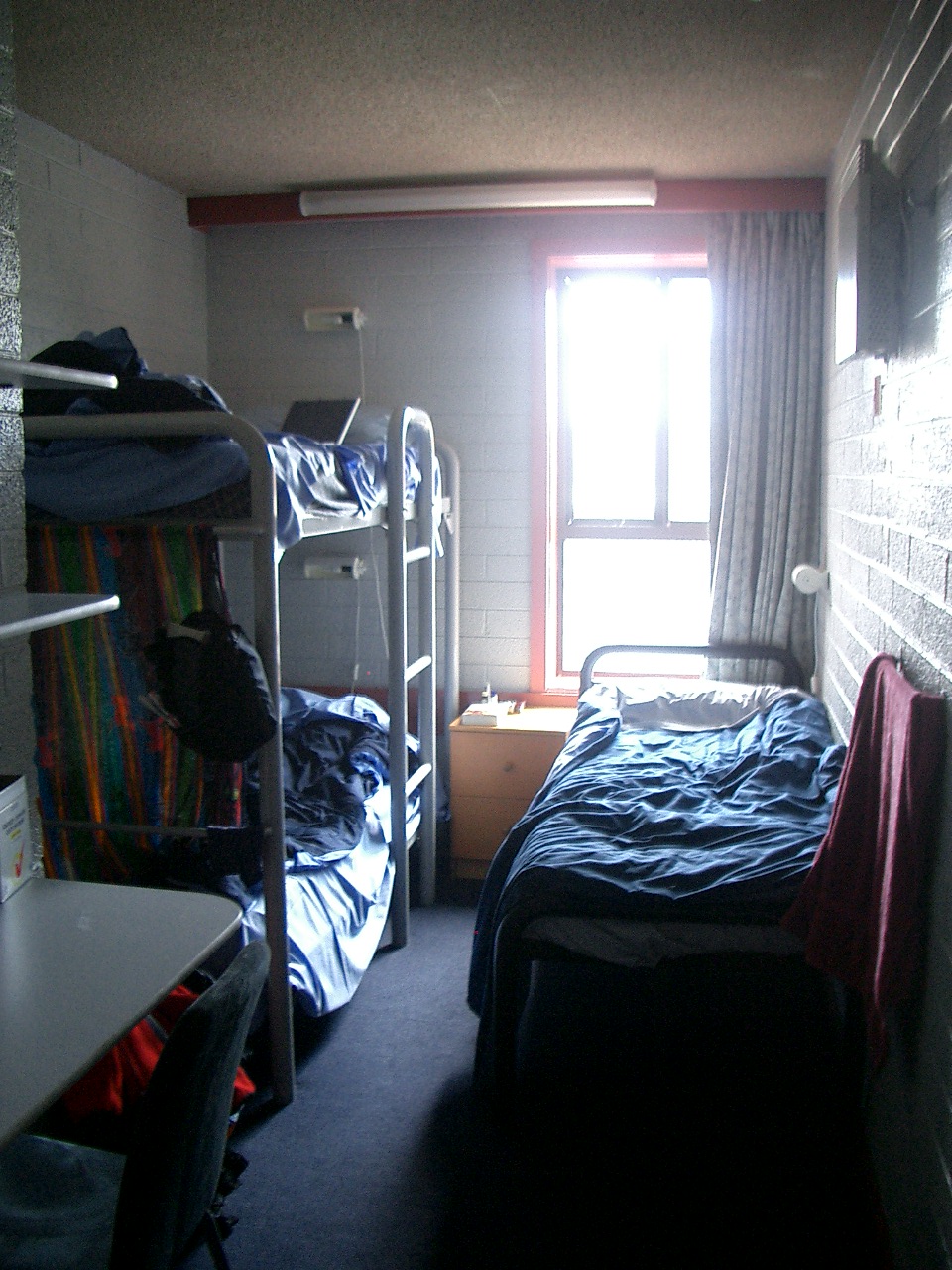 YHA Melbourne Oasis３人部屋
