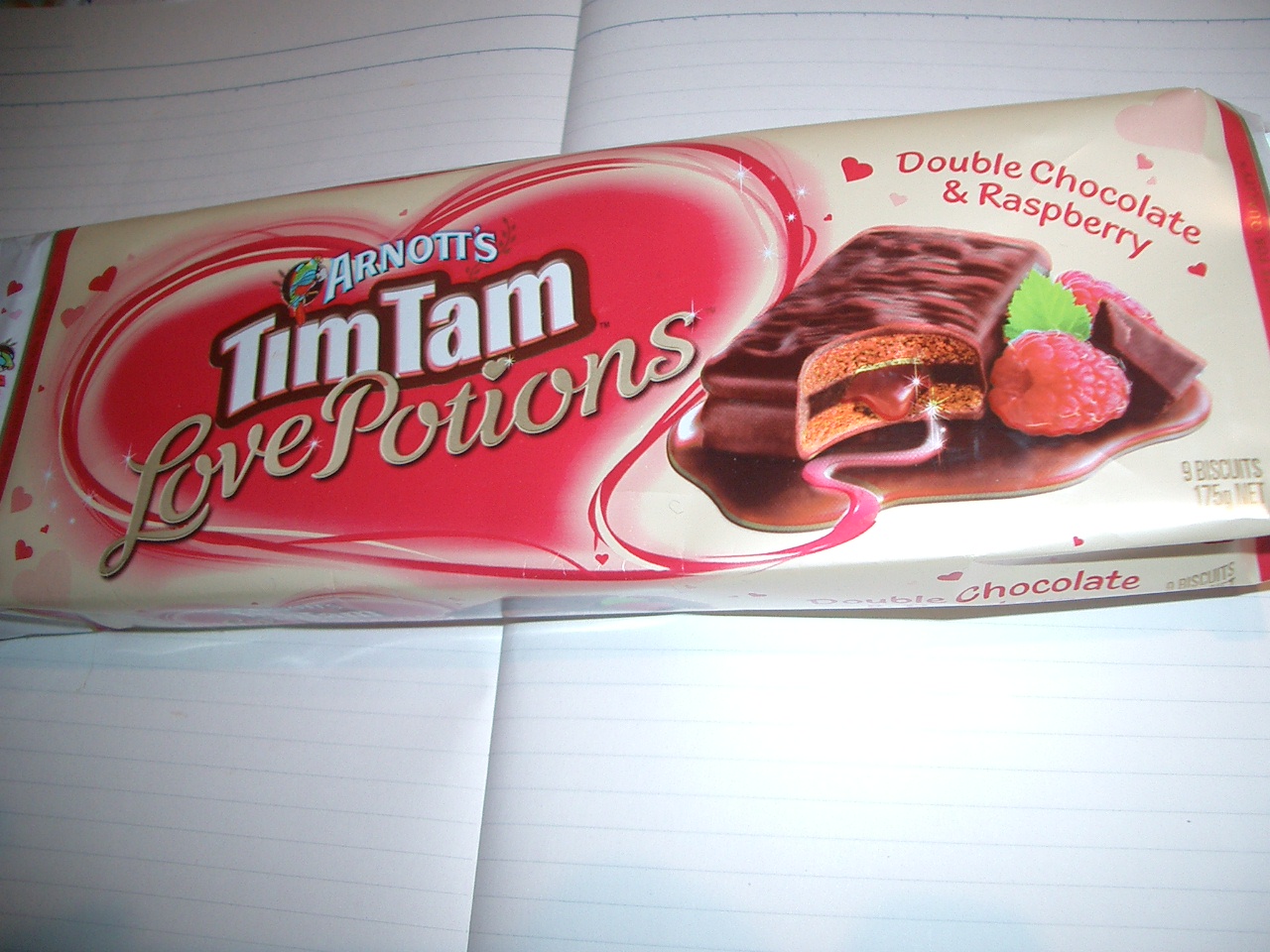 Tim Tam -Love Poutions-Double Chocolate & Raspberry